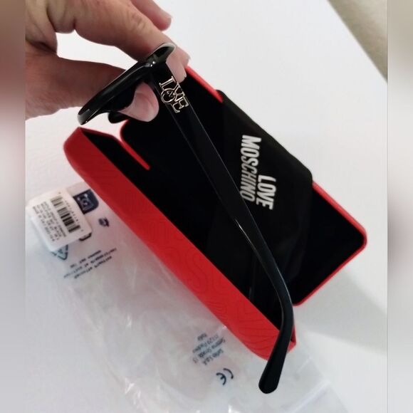 Love Moschino Black Sunglasses main image 10